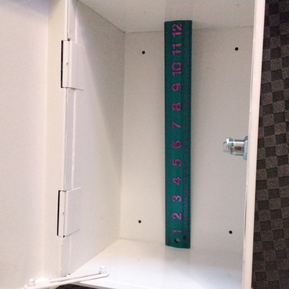 Metal medication lock box - Picture 4 of 4